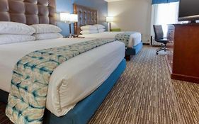 Drury Inn & Suites St. Louis Fenton